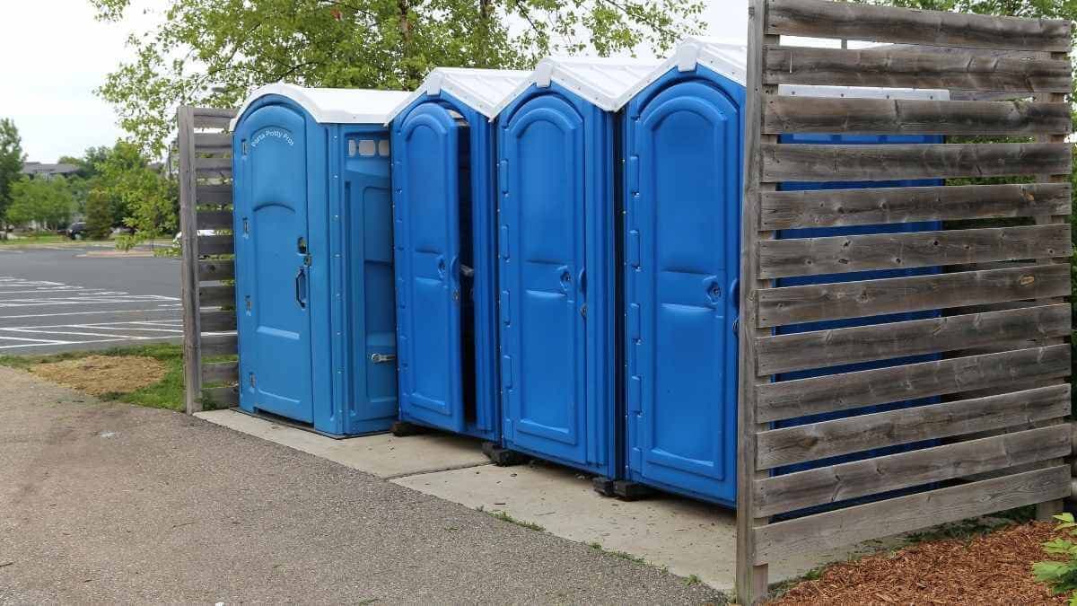 Luxury Portable Restrooms - Porta Potty Rental Pros - Porta Potty Rentals services in Muscadine, AL